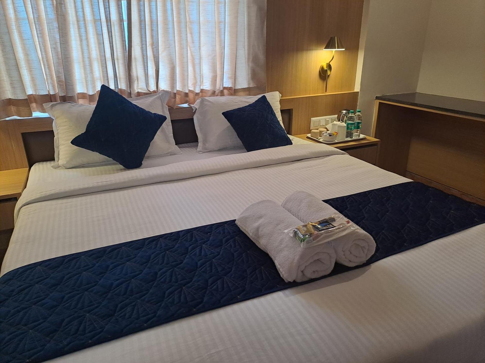 Sky Inn Mysore Eksteriør billede