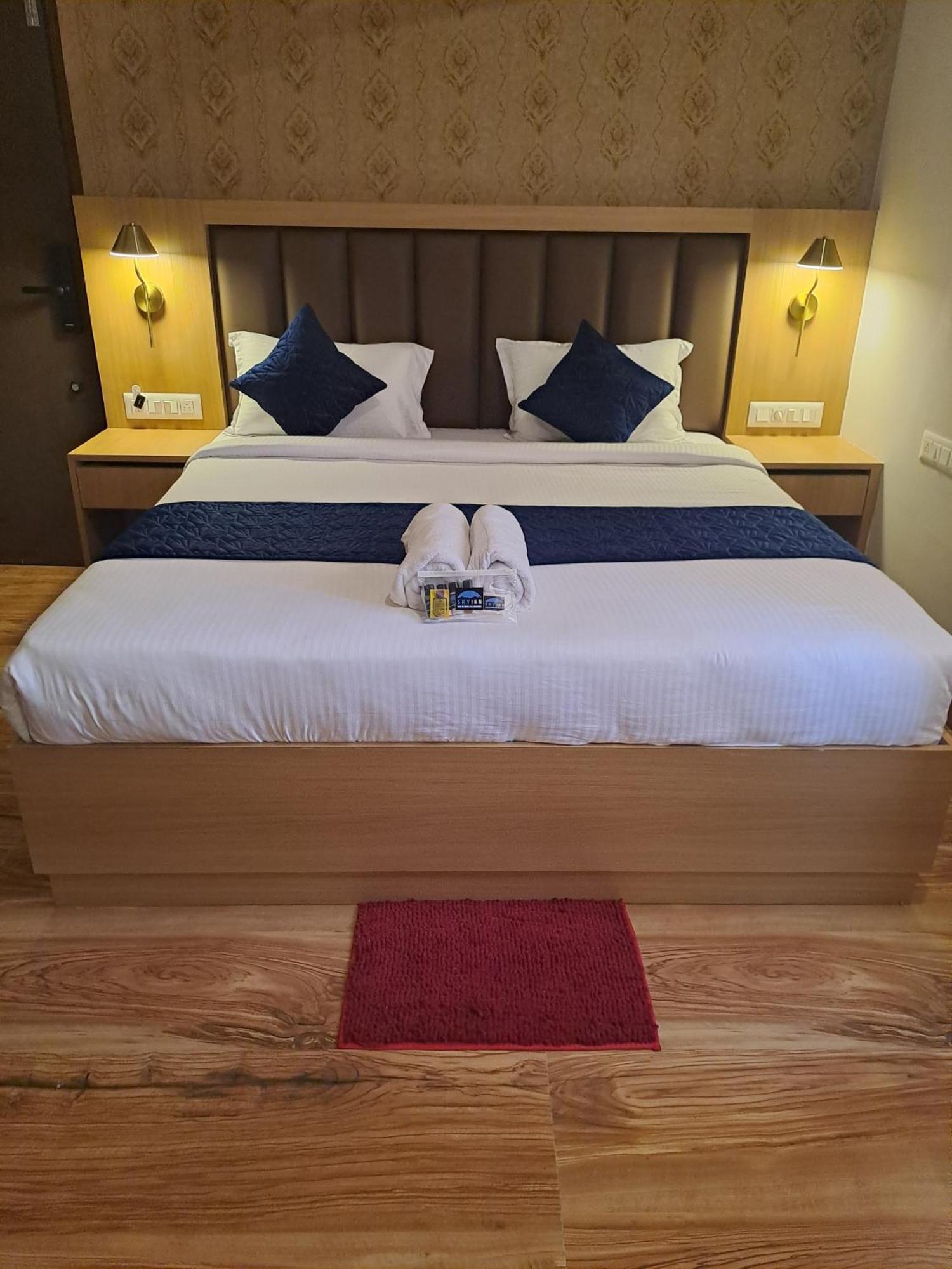 Sky Inn Mysore Eksteriør billede