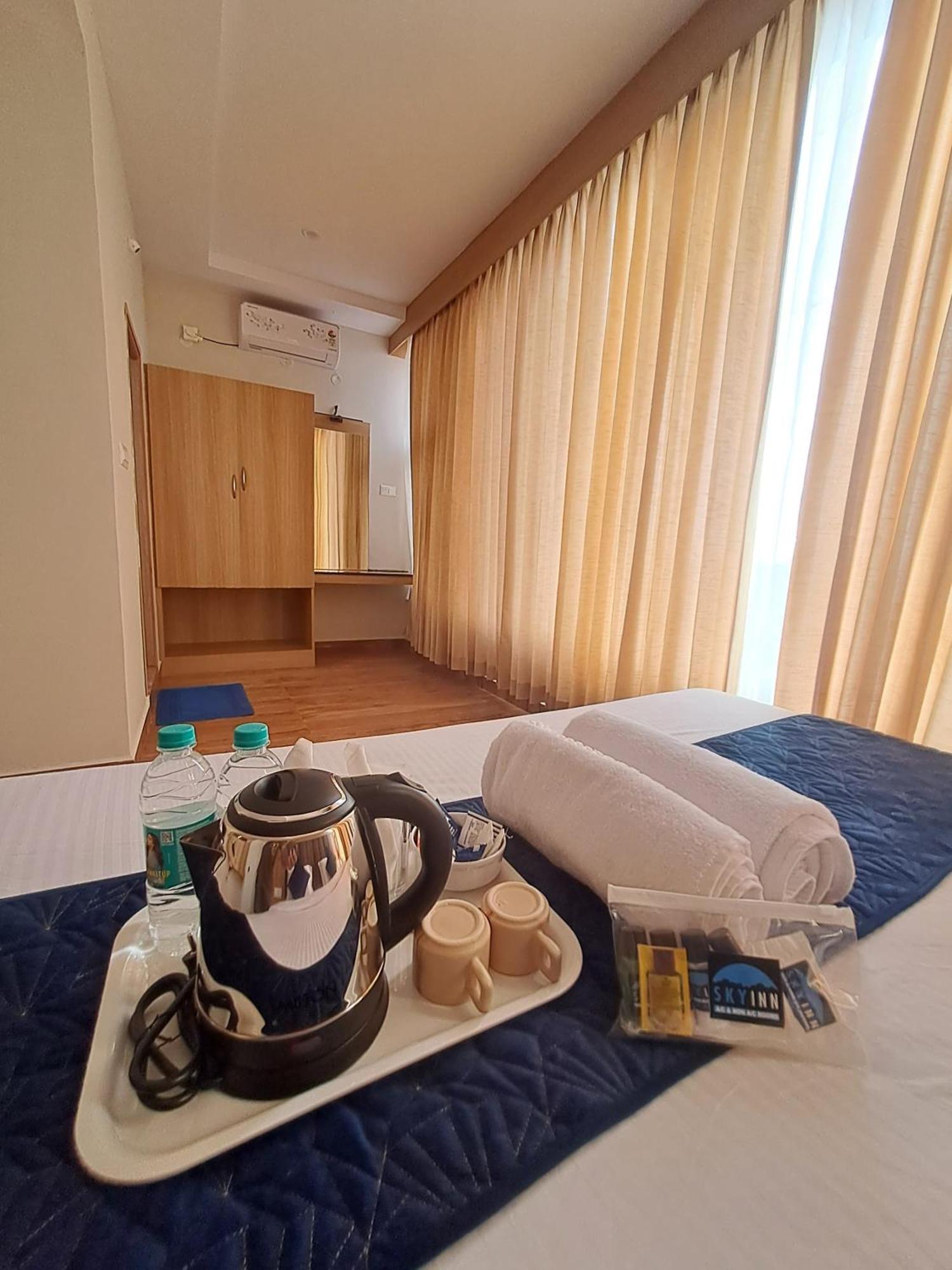Sky Inn Mysore Eksteriør billede