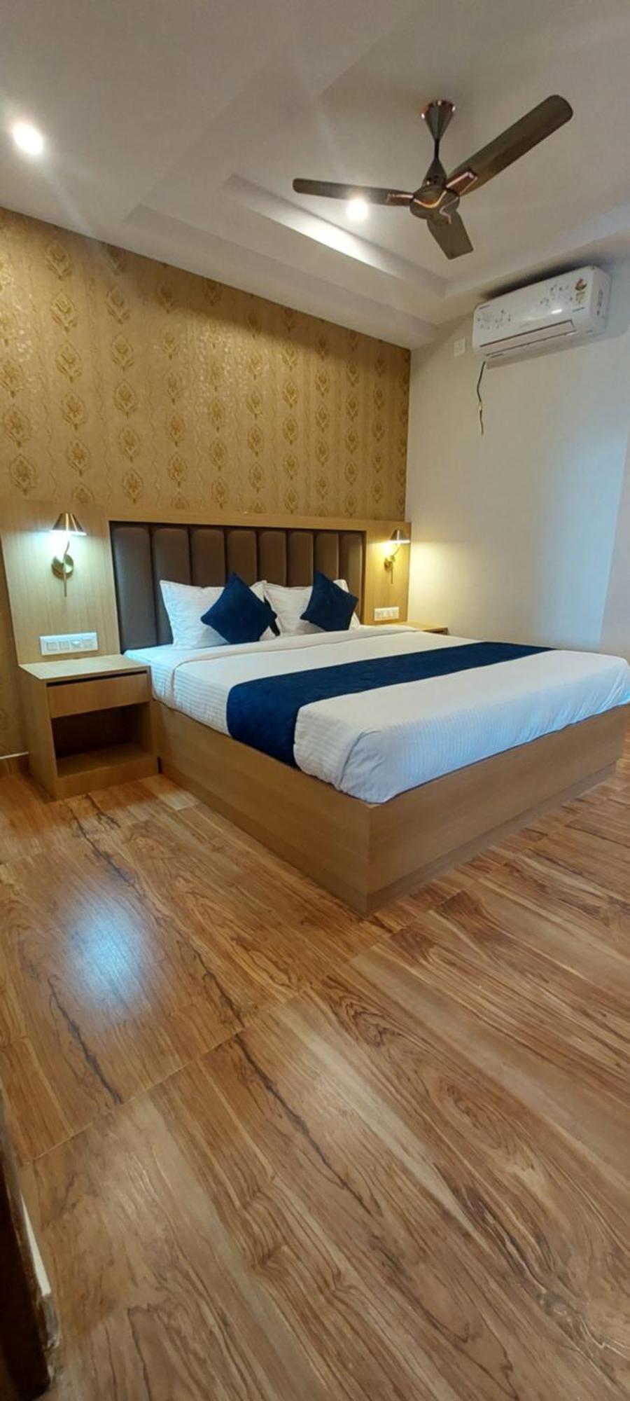 Sky Inn Mysore Eksteriør billede